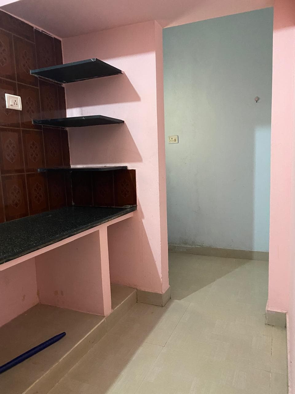 Resale 1 BHK flat in Perungalathur, Chennai - Image 4