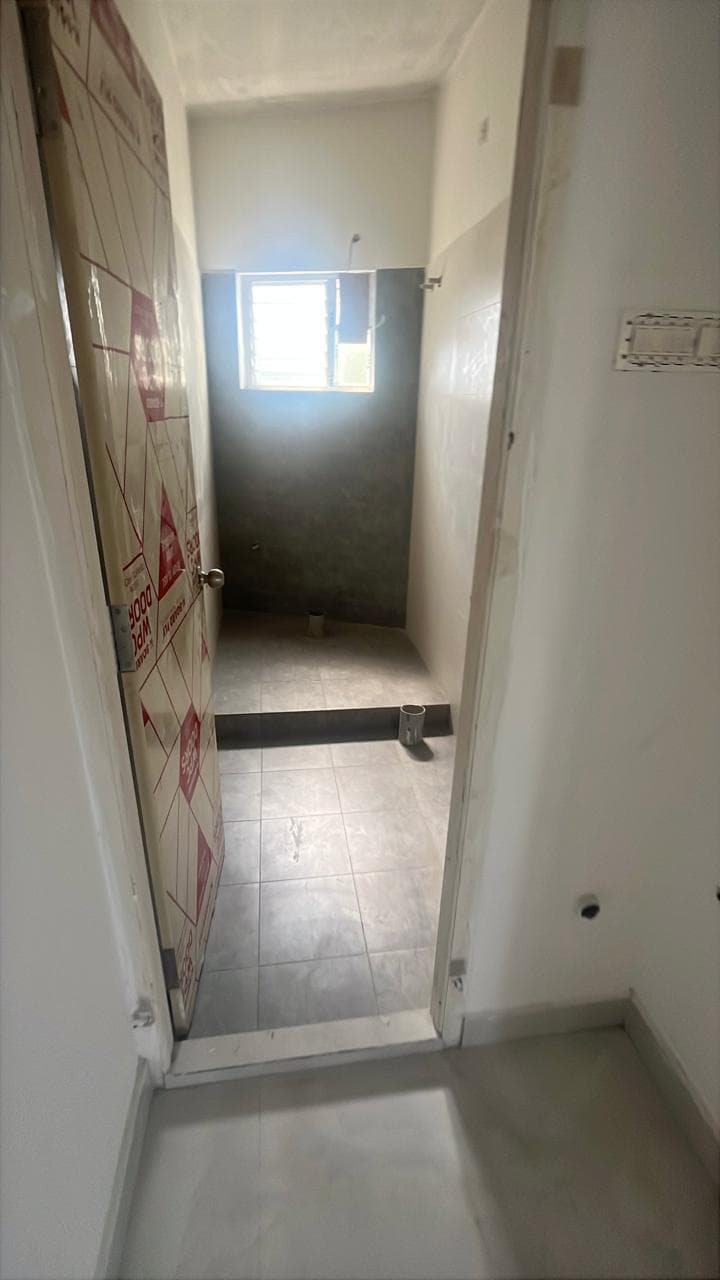 Premium Apartment for Sale – Old GST Road, Irumbuliyur, Tambaram - Image 9