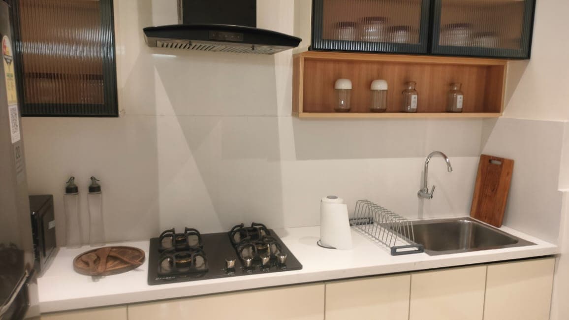 High-rise Apartments with Sea View bang on OMR Chennai - Image 2