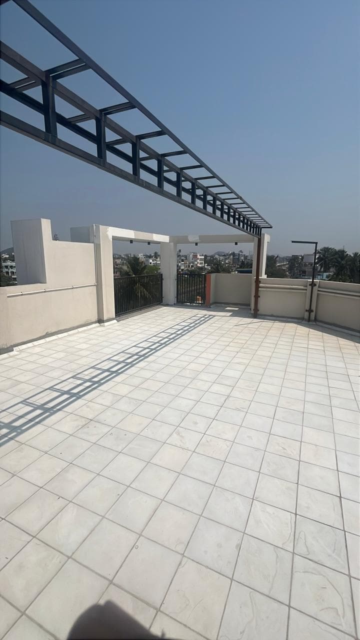 Premium Apartment for Sale – Old GST Road, Irumbuliyur, Tambaram - Image 11